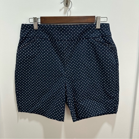 Attyre Pants - Attyre Woman's 8P Dark Blue Polka Dot Shorts